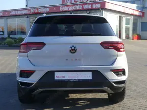 Volkswagen T-Roc 1.5 TSI Sport DSG LED AHK PDC DAB ACC Navi Bild 3