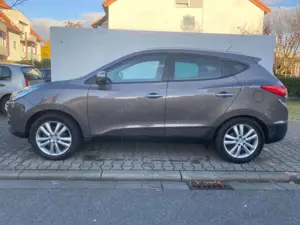 Hyundai iX35 Premium AWD, 4WD. Automatik, 18-Zoll.