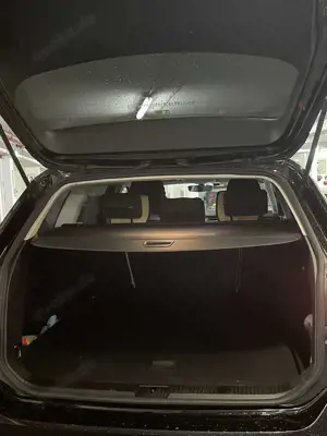 Volkswagen Passat Variant 1.6 TDI SCR DSG Comfortline Bild 5