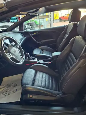 Opel Cascada Innovation SHZ Sitzbelüftung Leder Xenon Bild 5