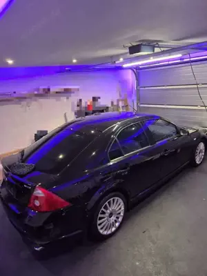 Ford Mondeo 3.0 V6 ST 220