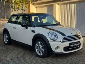 MINI Cooper Mini Cooper *NAVI+PANO+LEDER+PDC+XENON*