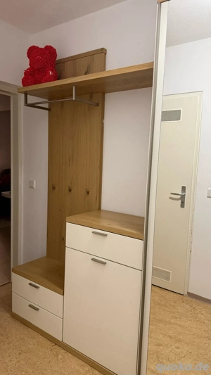 Schuhshrank mit Spiegel