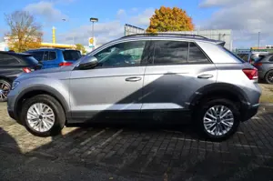 Volkswagen T-Roc 2.0 TDI Life LED Navi Sitzheizung ACC Bild 3