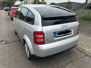 Audi A2 1.4 Bild 4