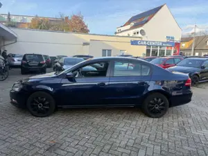 Volkswagen Passat BlueMotion*DSG*NAVI*PDC**** Bild 2