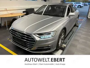 Audi A8 Bild 1
