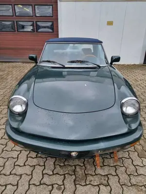 Alfa Romeo Spider 2.0