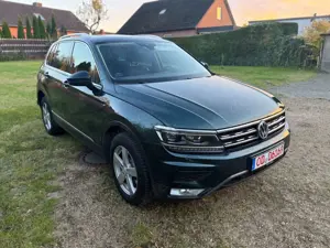 Volkswagen Tiguan 2.0TDI-DSG-PANO-APP-LED-AHK-OFFROAD-TÜV