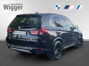 BMW X5 xDrive 30d/M-Performance Power Kit Bild 3