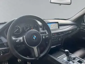 BMW X5 xDrive 30d/M-Performance Power Kit Bild 5