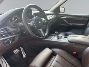 BMW X5 xDrive 30d/M-Performance Power Kit Bild 4