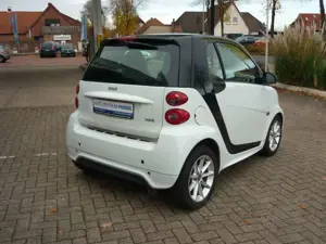 smart forTwo fortwo coupe Micro Hybrid Drive+Klima Bild 5