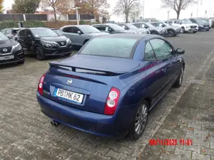 Nissan Micra Micra C+C 1.6 Premium*KLIMAAUTOMATIK*PGD*FOLIERUNG Bild 5