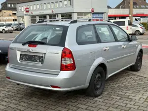 Chevrolet Nubira Wagon SE Bild 4