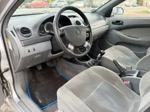 Chevrolet Nubira Wagon SE Bild 5