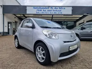 Toyota iQ *TÜV NEU*AT-Motor*2. Hand*Alu*Klima*ZV*PDC*