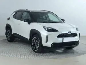 Toyota Yaris Cross 1.5 E FWD Elegant 2xKlima 360 ACC LM