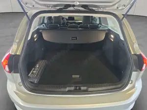 Ford Focus Turnier 1.0 EcoBoost Hybrid Aut. COOLCONNEC Bild 4