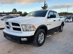 Dodge RAM 1500,AHK,CAB, 5.7Liter,TüV10/2026