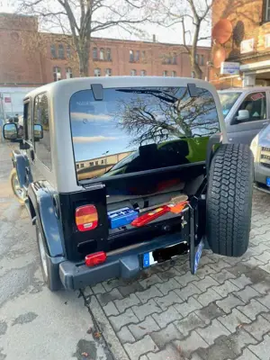 Jeep Wrangler Wrangler Hardtop 4.0 Sahara Bild 2