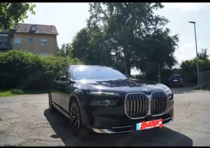 BMW 740