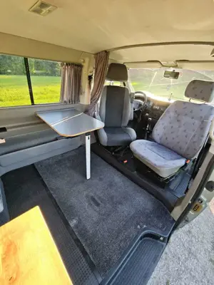 Volkswagen T4 Caravelle Syncro. GL 7DC 2P5 Bild 5