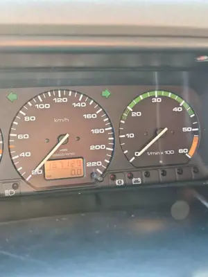 Volkswagen T4 Caravelle Syncro. GL 7DC 2P5 Bild 4