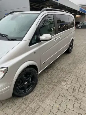 Mercedes-Benz Viano