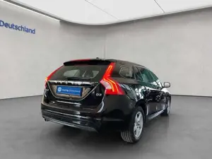 Volvo V60 D3 Linje-Business Aut Navi Einparkhilfe Sitzhe Bild 5