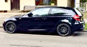 BMW 123 123d DPF Aut. M Paket Vollaustattung Bild 2