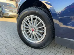 Jaguar F-Pace Pure AWD SHZ TEMPOMAT 1. Hand Scheckheft Bild 5