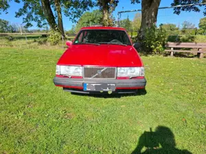 Volvo 940 Roter Volvo 940 GL-SE Kombi