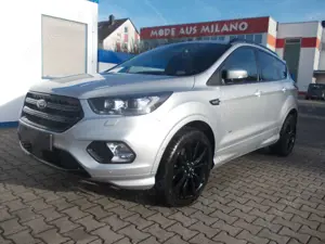 Ford Kuga 4WD ST-Line, Xenon, Key Free, Navi, AHK, 19" Alu