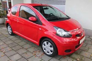 Toyota Aygo Edition Navigation Klimaanlage el.FH ZV Scheckheft