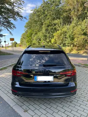 Audi A4 Avant 2.0 TDI ultra S tronic sport Bild 5