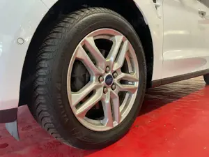 Ford S-Max Titanium - 7 Sitzer Bild 4