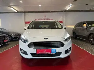 Ford S-Max Titanium - 7 Sitzer Bild 2