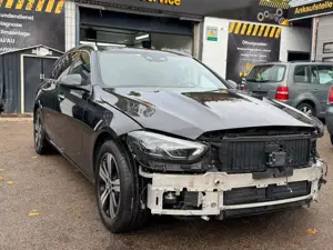 Mercedes-Benz C 300 T E  360 Kamera Tempomat Abstand AHK