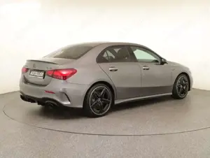 Mercedes-Benz A 35 AMG 4M Limousine Night I/II+Pano+WiPa+Prem. Bild 4