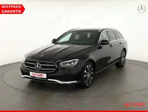 Mercedes-Benz E 300 E300 de T LED Navi ACC Kamera Standheizung DAB