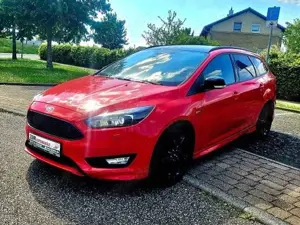 Ford Focus Sport *Xenon*18"Alu*Hu/Au neu*Scheckheft*8 fach*