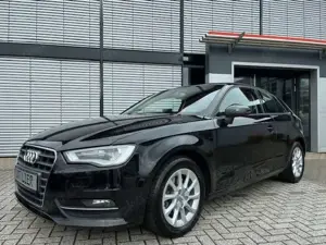 Audi A3 1,4 TFSI Bi-XENON + CONNECTIVITY-PAKET