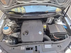 Volkswagen Polo 1.2 9N VB Bild 4