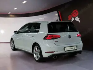 Volkswagen Golf VII 2.0 TSI DSG GTI Performance LED SHZ PDC Bild 4