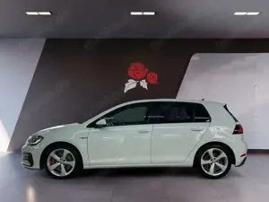 Volkswagen Golf VII 2.0 TSI DSG GTI Performance LED SHZ PDC Bild 3