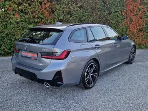 BMW 330 330 i M Sport Bild 4