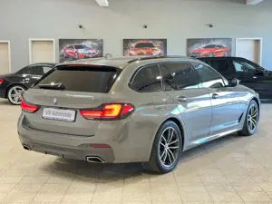 BMW 520 d Touring M Sport *FACELIFT*1.Hand*HK*R-CAM* Bild 4