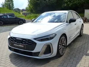 Audi A5 Avant TDI quattro S tronic edition one *LED* Bild 4