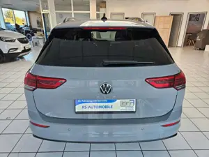 Volkswagen Golf VIII 2,0 TDI Variant Life NAV/LED/SHZ/ZV Bild 5